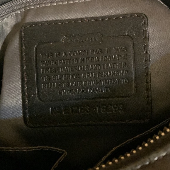 COACH HANDBAG - Picture 6 of 6